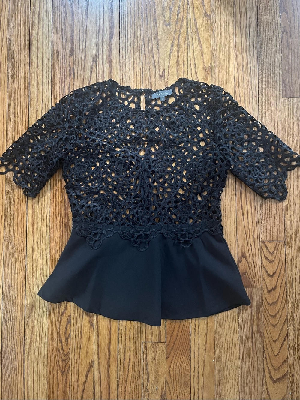 Gracia Womens Open Crochet Black Peplum Sz S Top Boho Gothic Whimsical Festival
